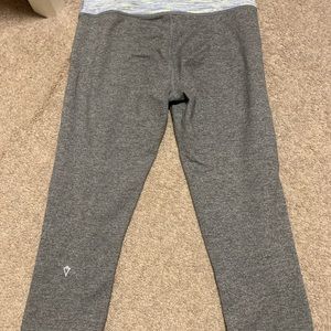 IVIVVA GRAY LEGGINGS SIZE 14